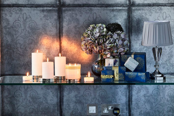 GloLite by PartyLite® Unscented White Pillar 7x15 cm - Image 6