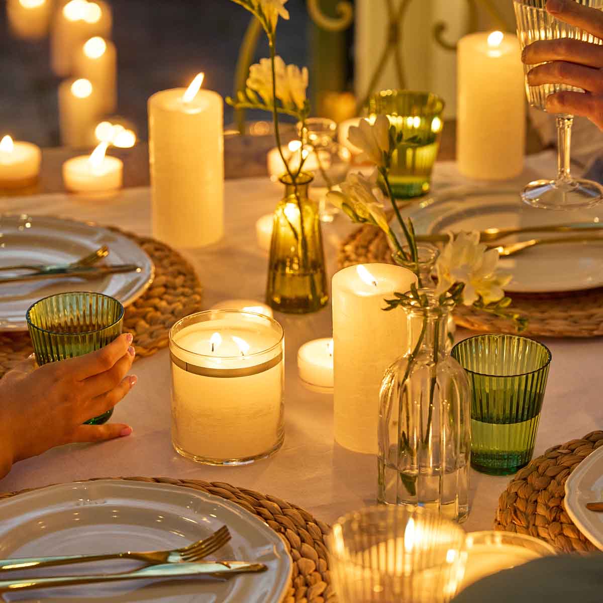 GloLite by PartyLite® Fig Fatale Large Tealights - Image 3