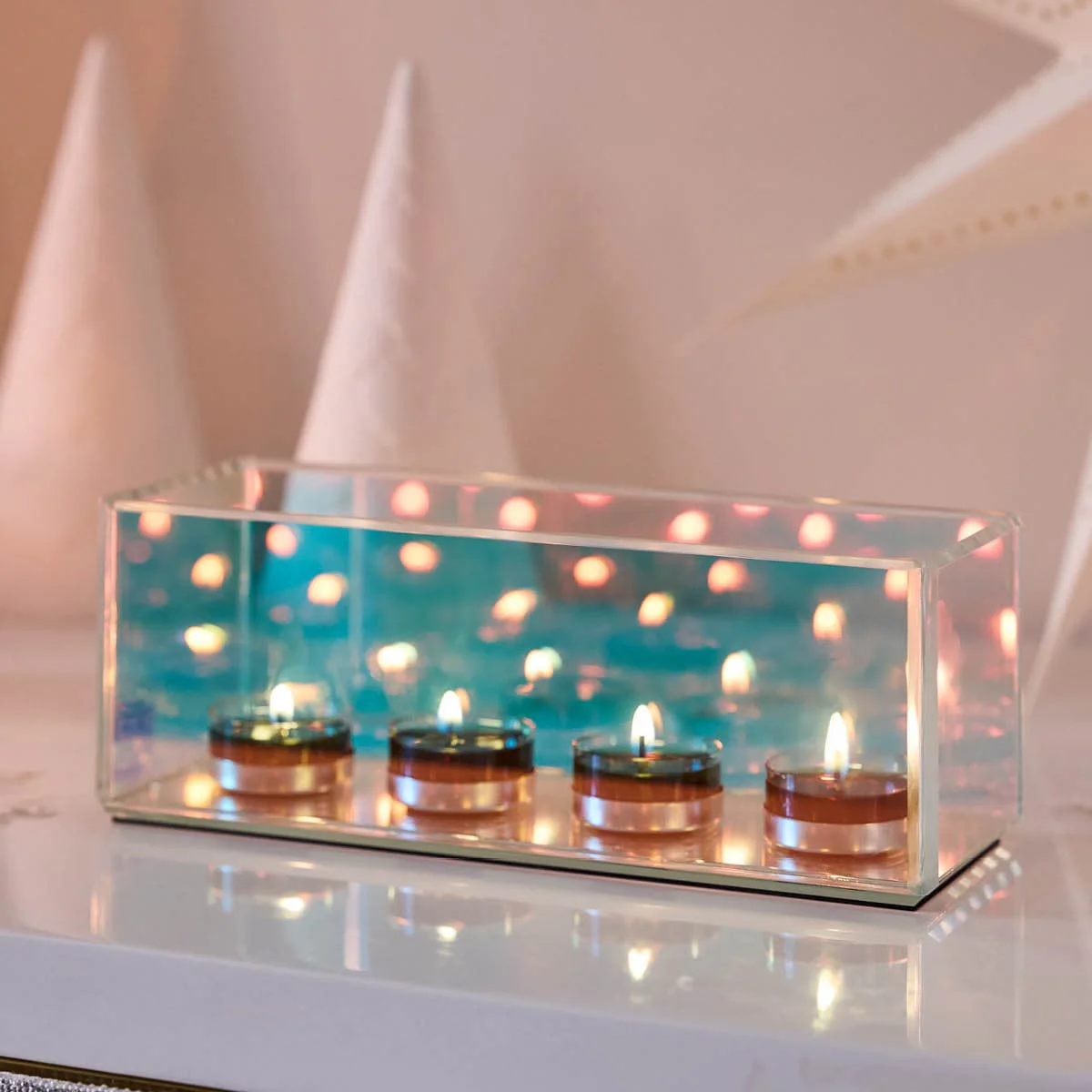 Infinite Reflections Centrepiece - Image 4