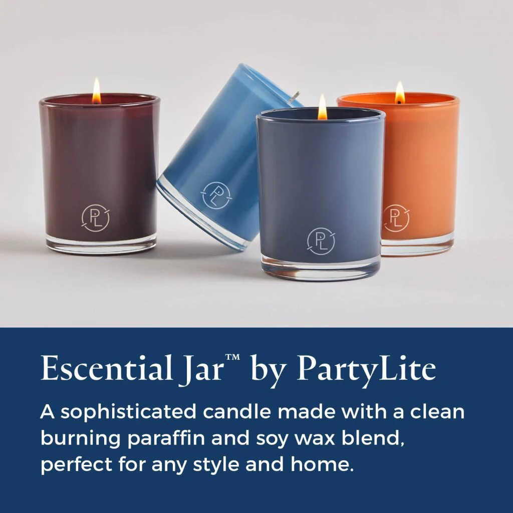 Merry Maraschino Escential Jar™ Candle - Image 6